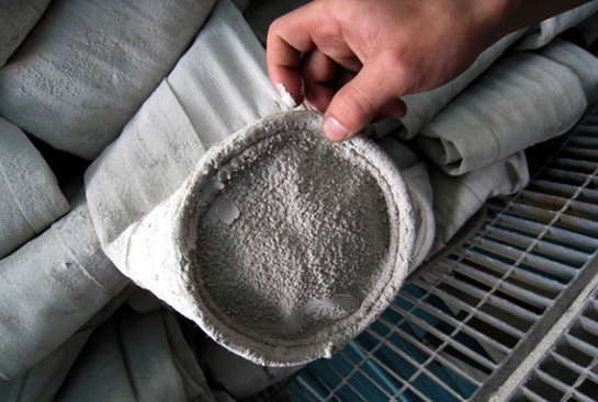 The Damage of high temperature dust filter bags 